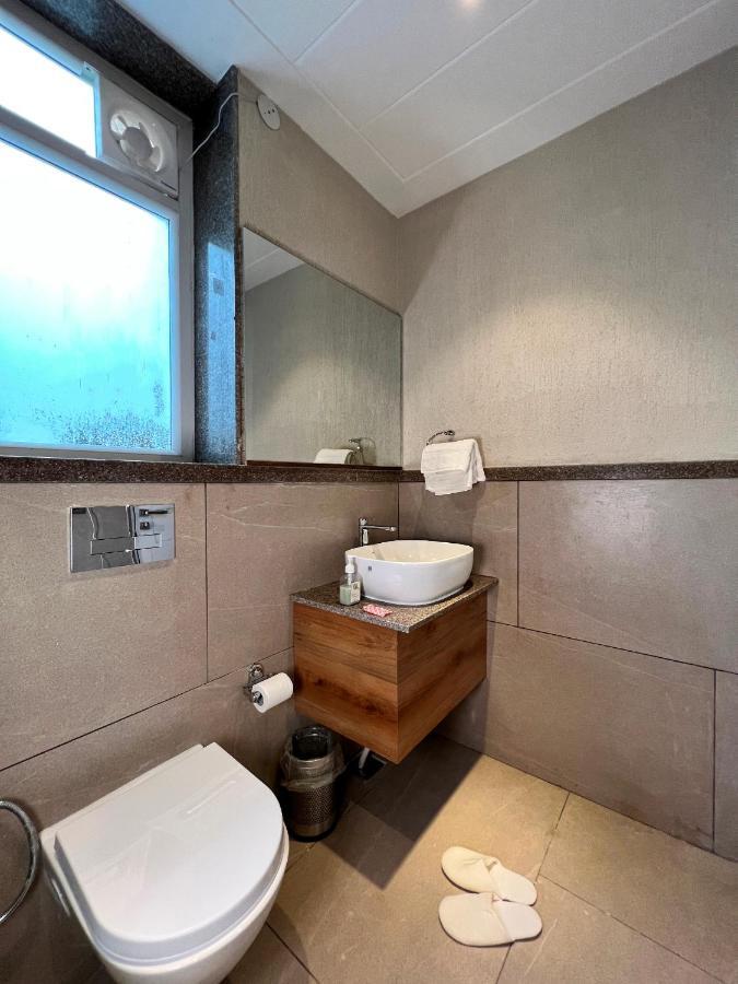 Hotel La Eden Массури Экстерьер фото